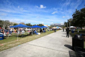 Small 10x10 & 10x20 tents by Tent and Table